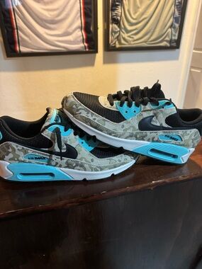 Nike Air Max 90 Premium Aurora Green Camo Sz 10.5 M